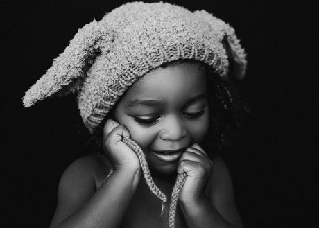 Artistiek zwart-wit kinderportret