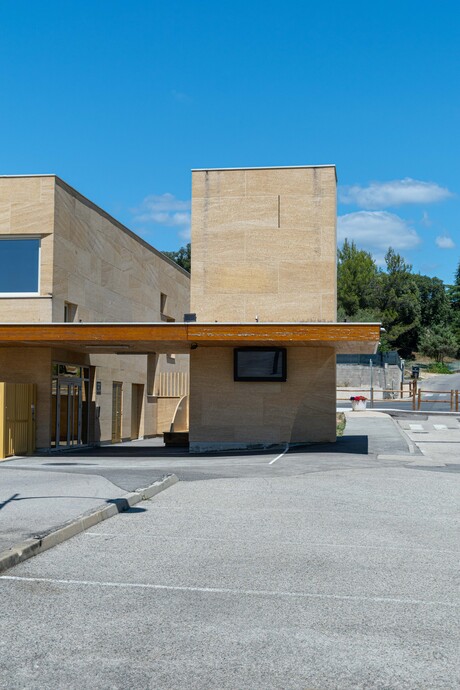 Scholencomplex Rousson (Frankrijk)