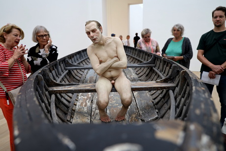 Ron Mueck -1-