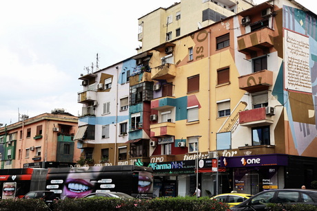 Tirana -1-