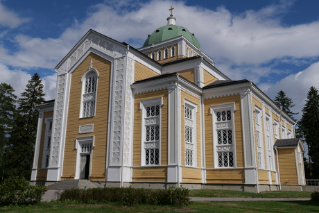 De grootste houten kerk van Finland. 