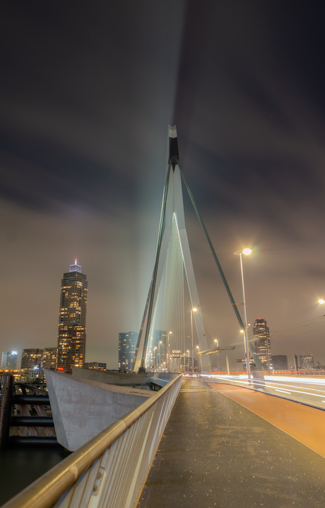 Erasmusbrug by night