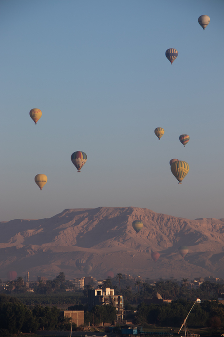 ballonvaren boven Luxor