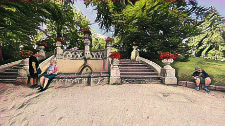 Romance at the castle garden 