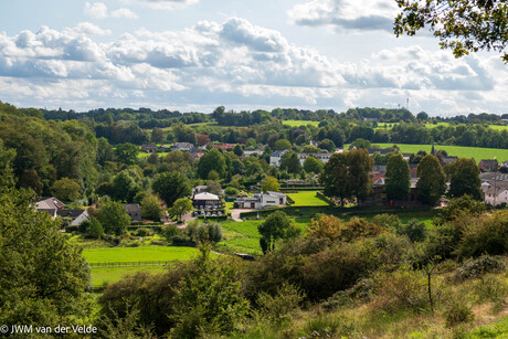 Kijkje op Bemelen vanuit de Bemelerberg