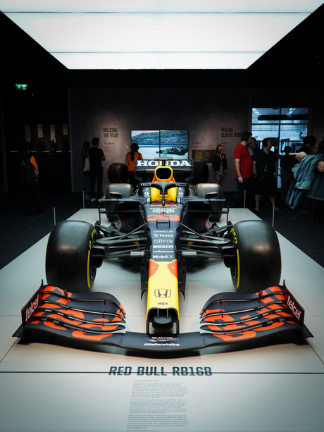 RED BULL car 