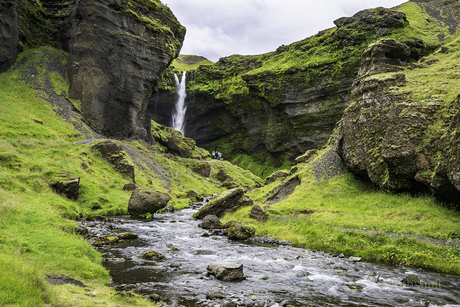 Op weg naar Kvernufoss