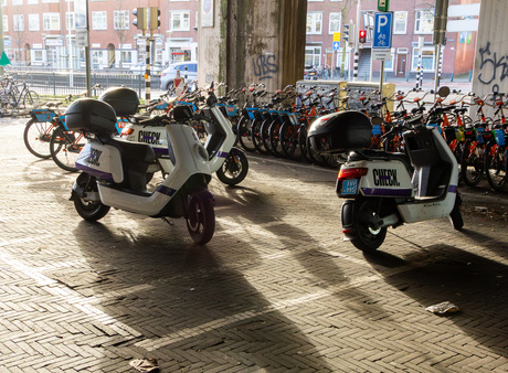 Buiten de lijntjes.........