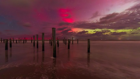 Noorderlicht boven Palendorp Petten