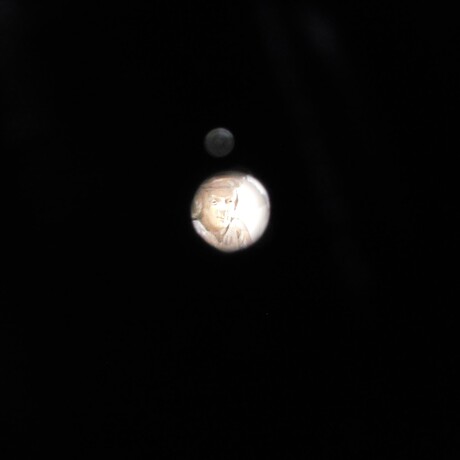 Pin Hole portret