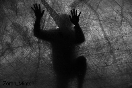 Trapped in my shadow (part2)