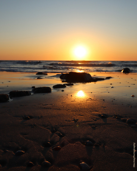 Zonsondergang op het strand van Vlieland