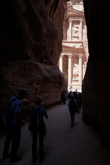 The road to Petra, Jordania