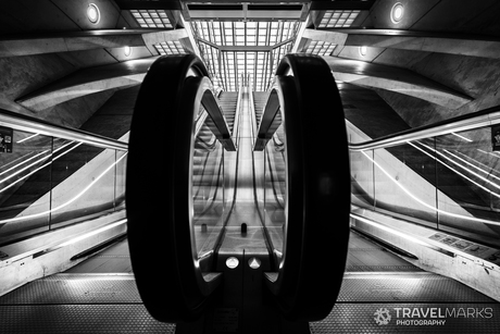 Architectuur Lijnenspel Station Luik