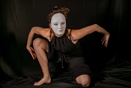 Vrouw met masker