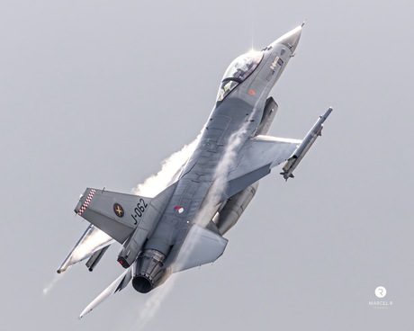 ActioN of Dutch F-16 viper