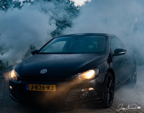 Volkswagen fotoshoot rookbommen 