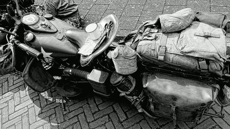 what happened on 2nd easter day