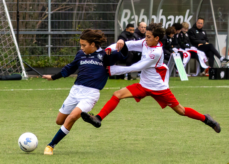 Eerste Fluitsignaal, Eerste Les