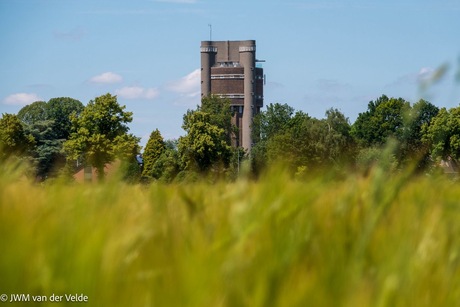 De watertoren van Schimmert