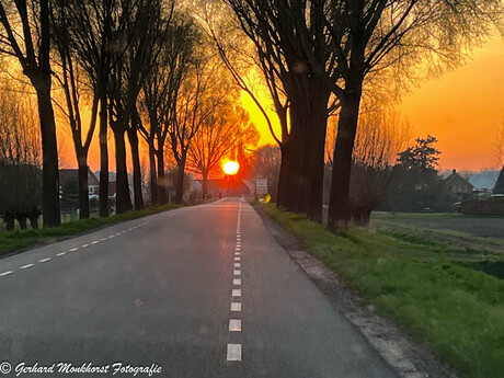 Sfeerverlichting aan