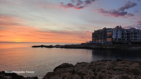 Zonsopkomst aan de Spaanse Middellandse zee
