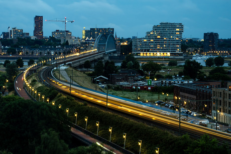 Nijmegen laat in de avond