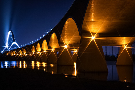 De Oversteek with light stars