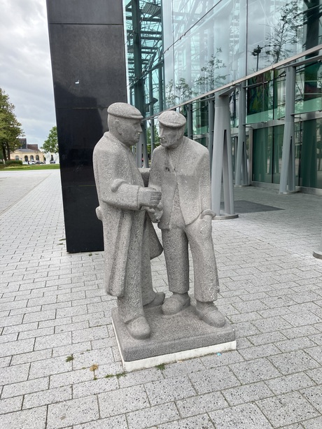 Handjeklap vee handelaren.