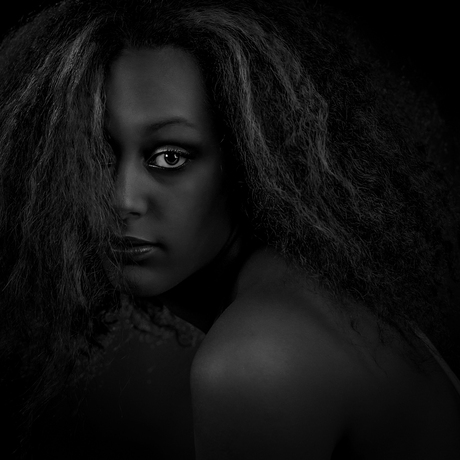 Portret analoog Curly Girl