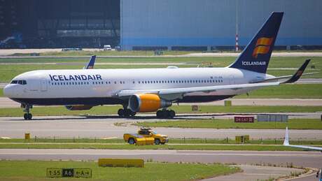 Boeing 767-300ER | Icelandair | TF-ISN