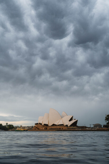 Dramatic Sydney