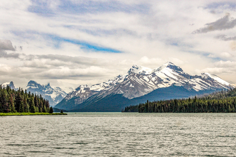 Lake Maligne