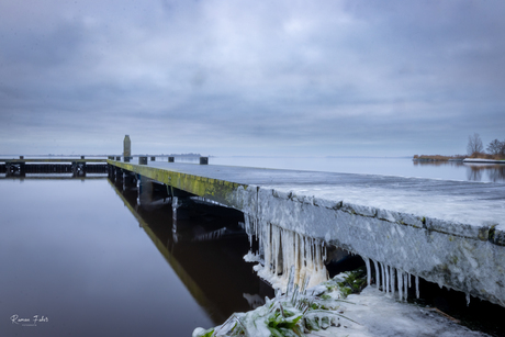 IJspegels bij het  Lauwersmeer