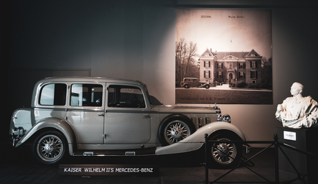 Mercedes-Benz 