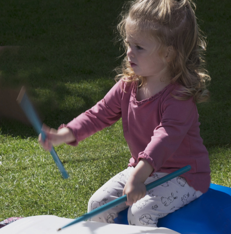 Little drummergirl