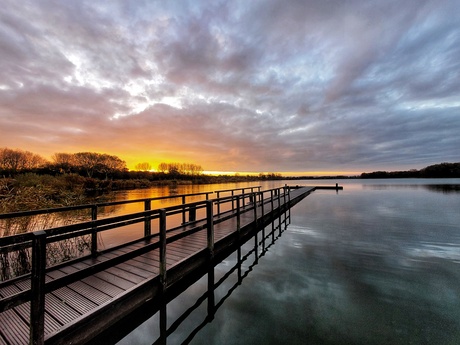 Jetty reflection 