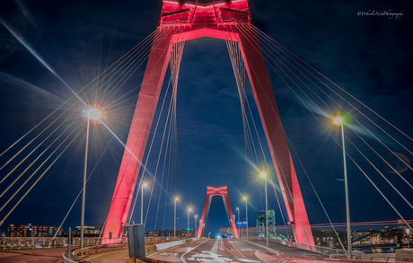 Willemsbrug bij Nacht 