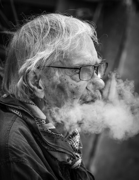 Als de rook om je hoofd,...