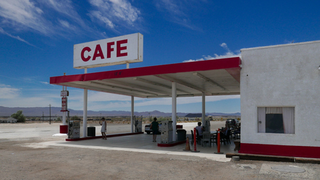 Roy's café and motel