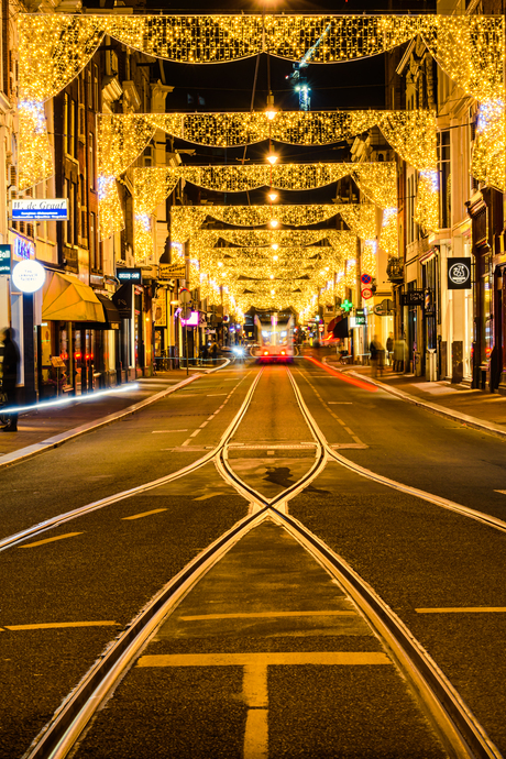 Utrechtsetraat bij avond