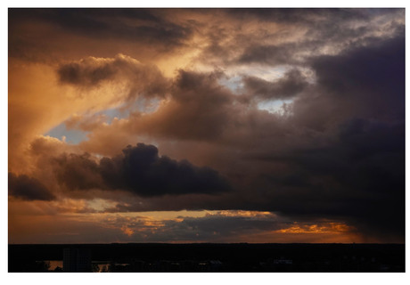 hier...............................