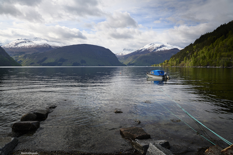 Bootje in Linge Fjord