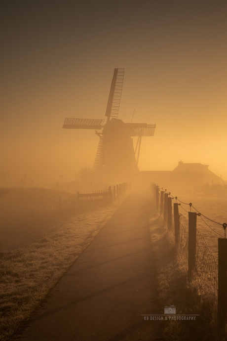 Molen in de mist