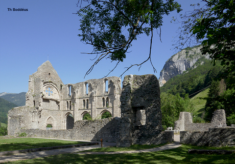 1906285121 ruine kerk