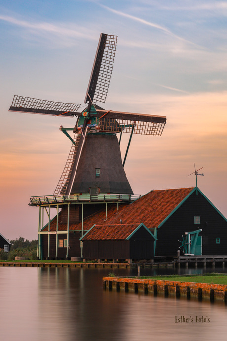 Molen tijdens het gouden uur