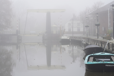 Onderdendam in de mist