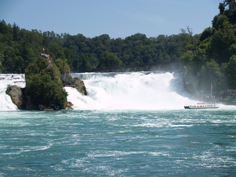 Watervallen bij Schaffhausen.