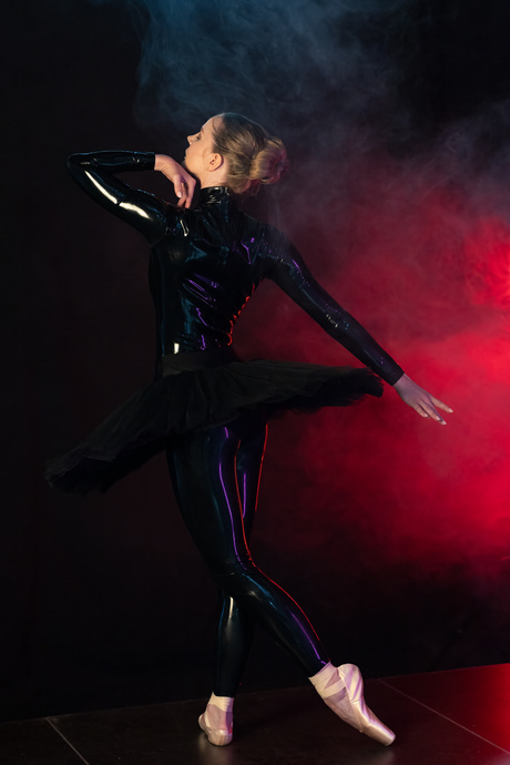 Ballerina Marguerite Klop