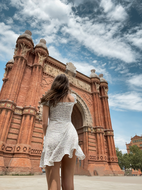 L'Arc The Triomf 